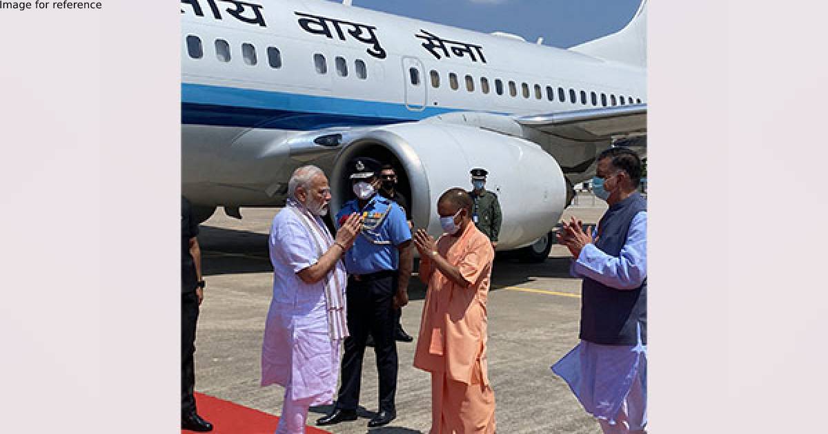 PM Modi lands in Kanpur, en route to Jalaun to inaugurate Bundelkhand Expressway